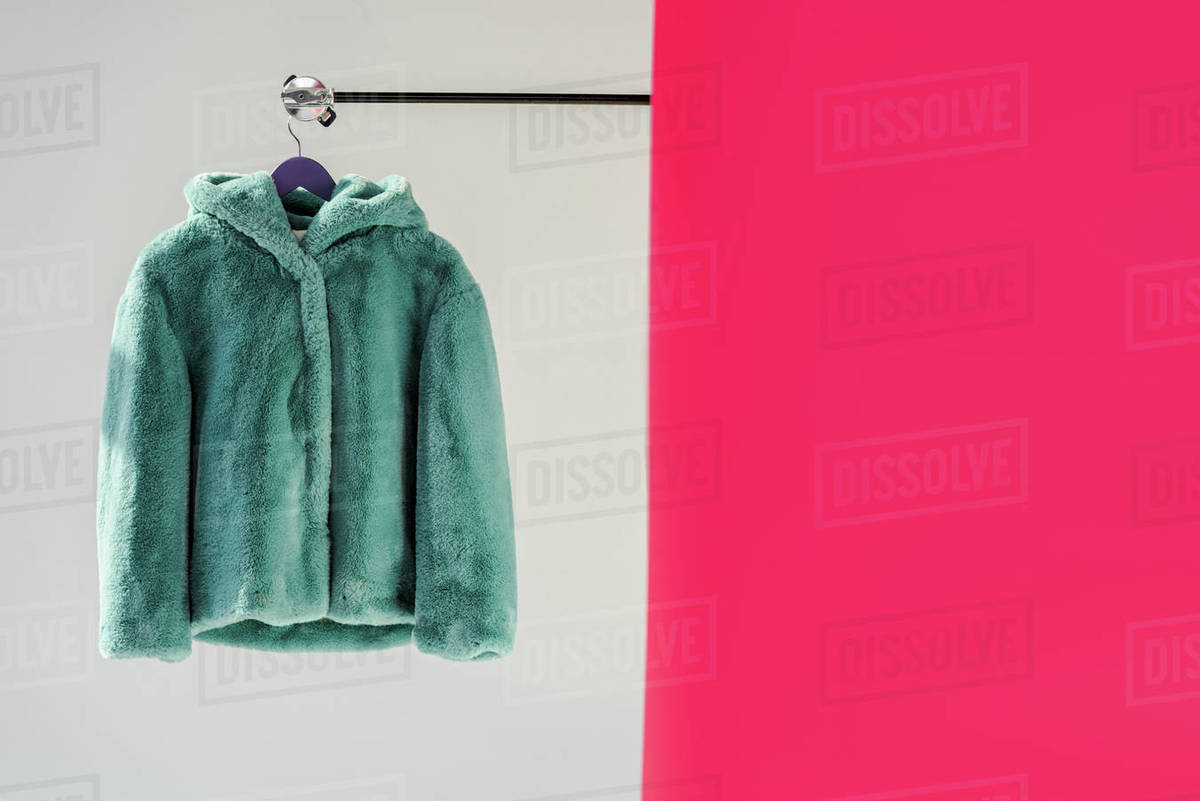 Close Up Of Fluffy Green Faux Fur Coat On Hanger With - Fur , HD Wallpaper & Backgrounds
