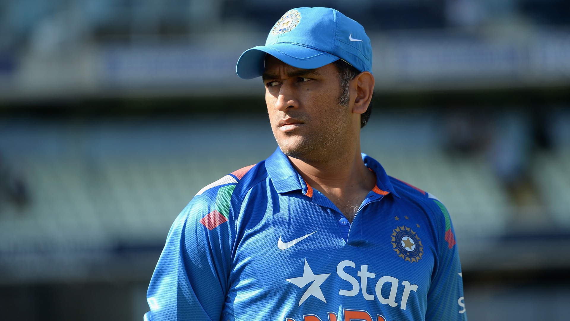 Ms Dhoni Best Wallpaper - Famous Person In India 2019 , HD Wallpaper & Backgrounds