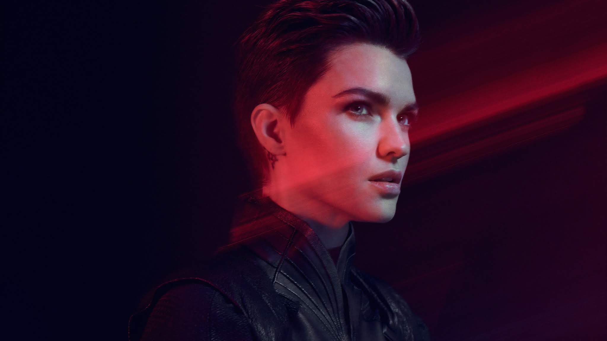 Batwoman Ruby Rose - Ruby Rose Hair Batwoman , HD Wallpaper & Backgrounds