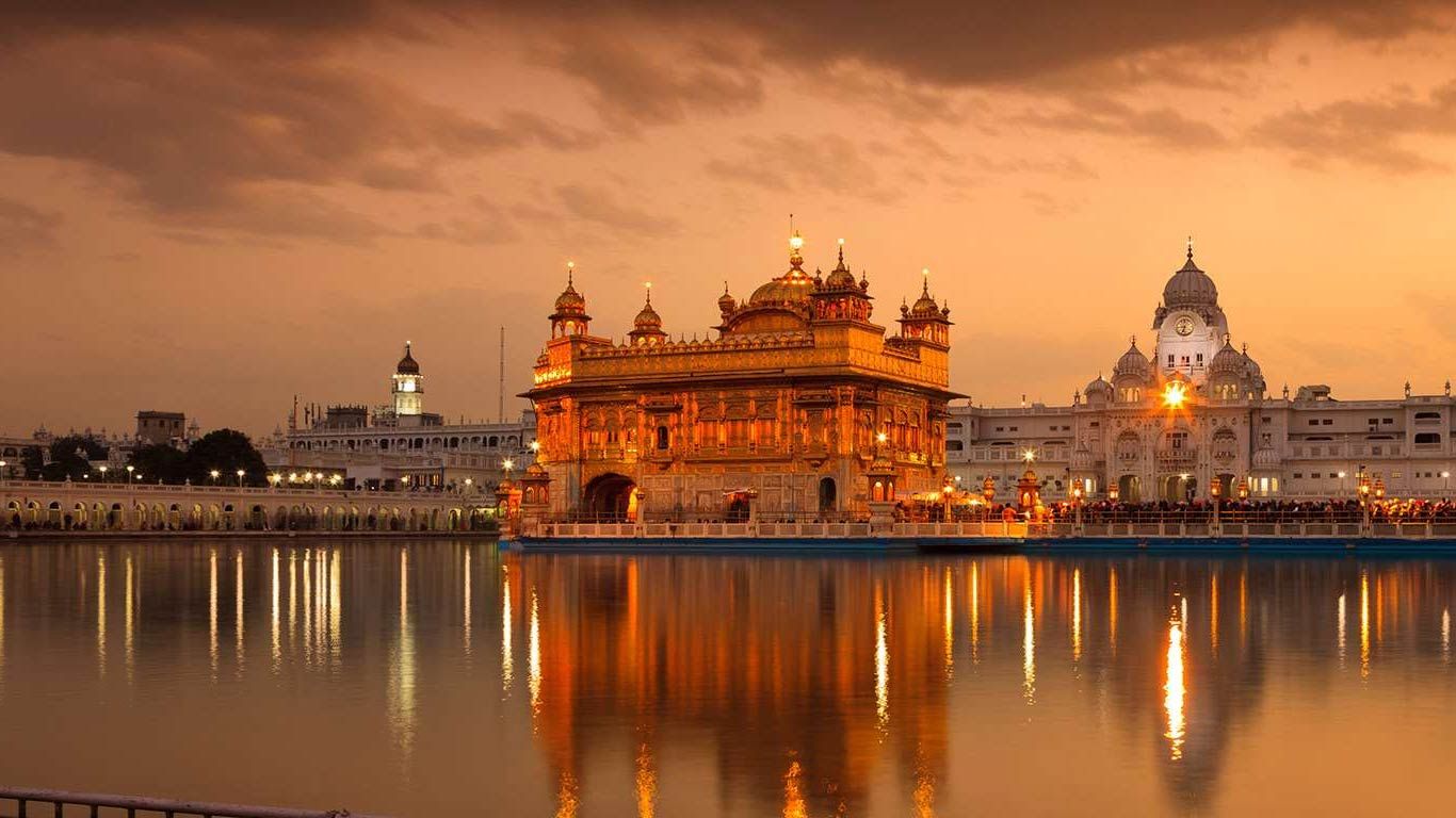 Golden Temple Hd Wallpaper - Full Hd Golden Temple , HD Wallpaper & Backgrounds