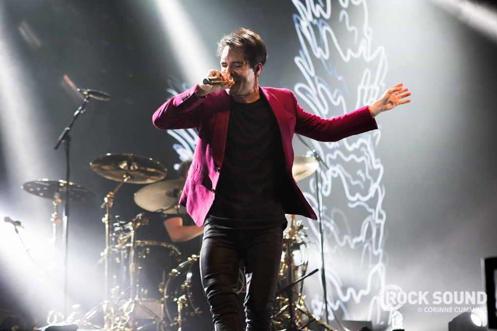 One Of The Best Moments In Panic At The Disco's Current - Death Walk Panic At The Disco , HD Wallpaper & Backgrounds