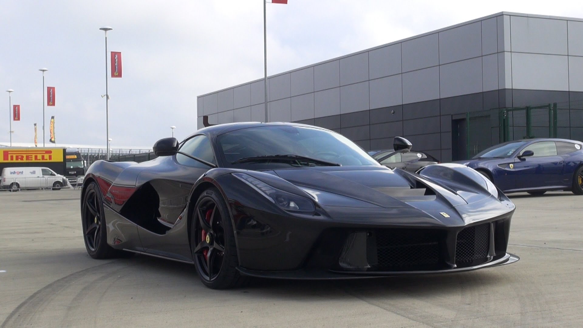 Ferrari Enzo черная