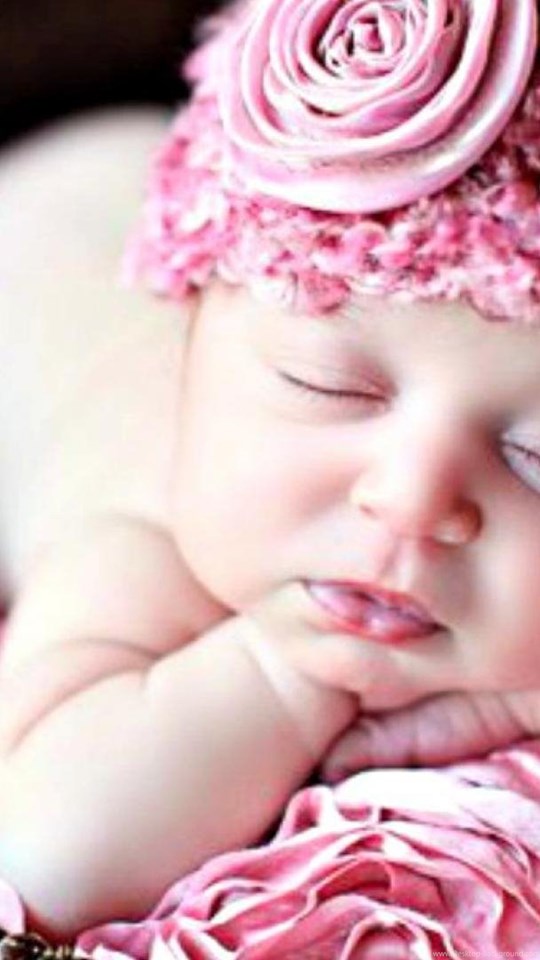 Cute Newborn Baby Wallpapers Hd Free Download Desktop - Cute New Born Baby , HD Wallpaper & Backgrounds