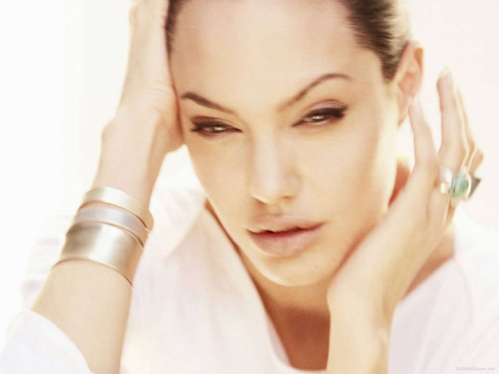 Angelina Jolie Hd Wallpapers - Angelina Jolie Photoshoot 2000 , HD Wallpaper & Backgrounds