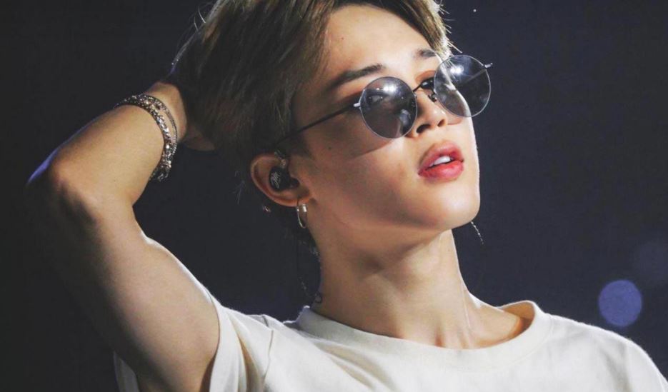 Park Jimin With Sunglasses , HD Wallpaper & Backgrounds