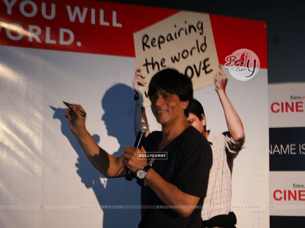 Srk Promotes My Name Is Khan - My Name Is Khan , HD Wallpaper & Backgrounds