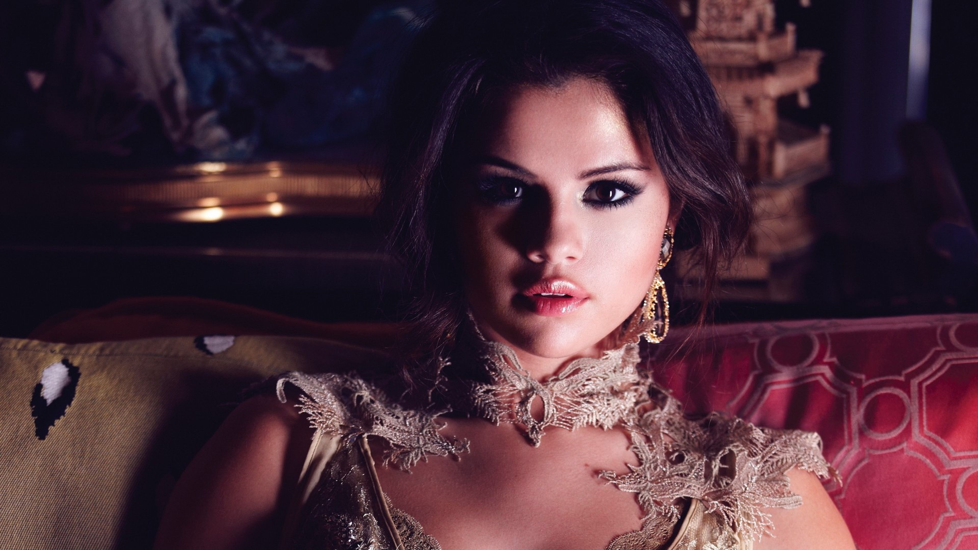 Selena Gomez In Pink Dress , HD Wallpaper & Backgrounds