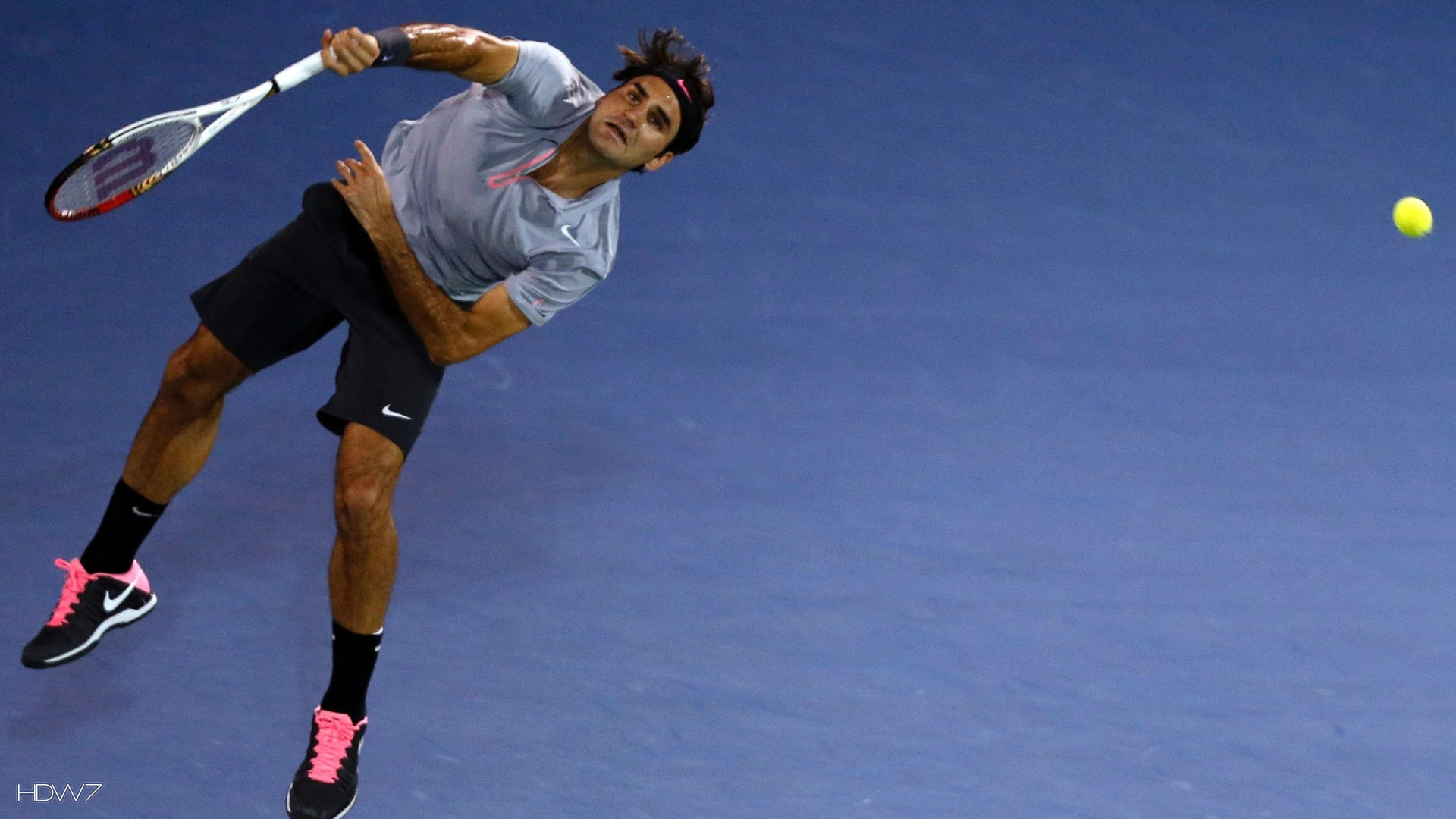 Roger Federer Dubai Hd Wallpaper - Federer Sfondi , HD Wallpaper & Backgrounds