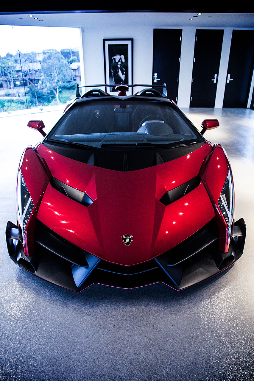 Impressive View Of The Lamborghini Veneno Roadster, - Lamborghini Producer Michael Blakey , HD Wallpaper & Backgrounds