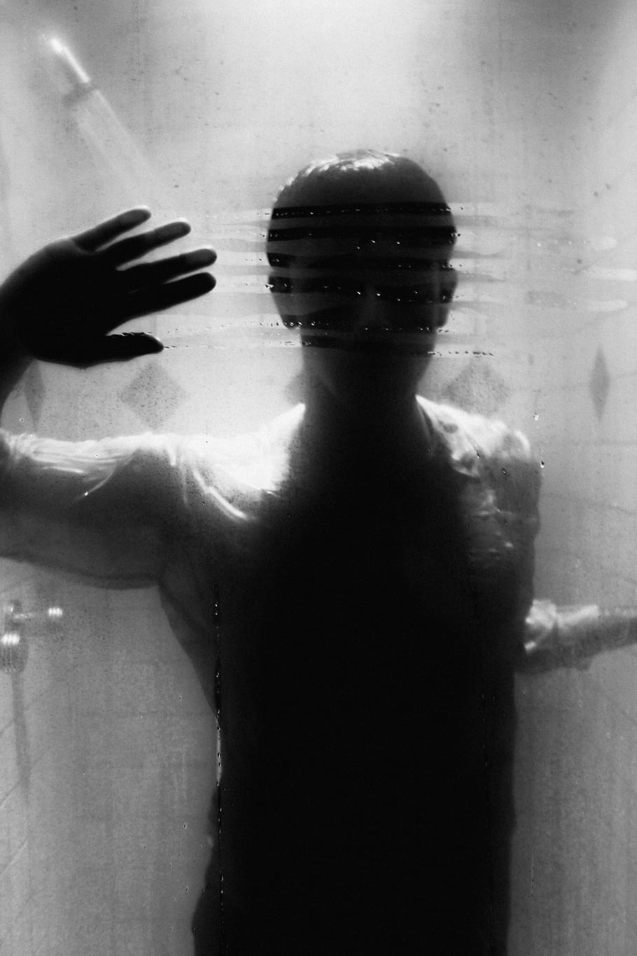 Shadow, Body, Hand, Edge, Edgy, Scary, Glass, Mirror, - Monochrome , HD Wallpaper & Backgrounds