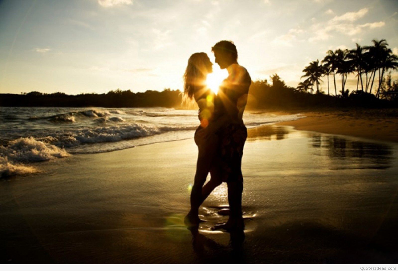 Happy Hug Day With Nice Couple Hd Wallpaper - Sexy Couple Silhouette On Beach , HD Wallpaper & Backgrounds