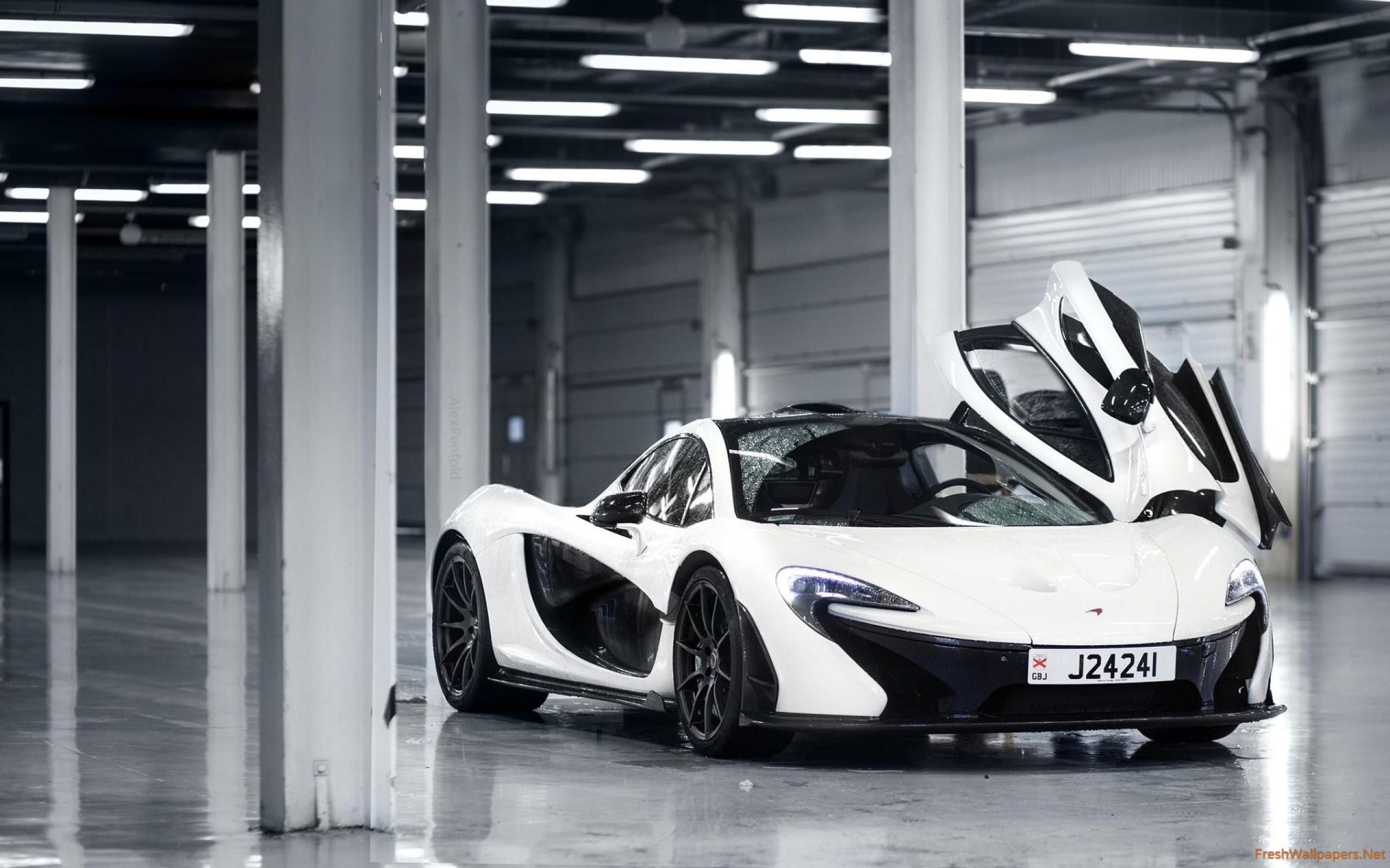 Mclaren Warehouse , HD Wallpaper & Backgrounds