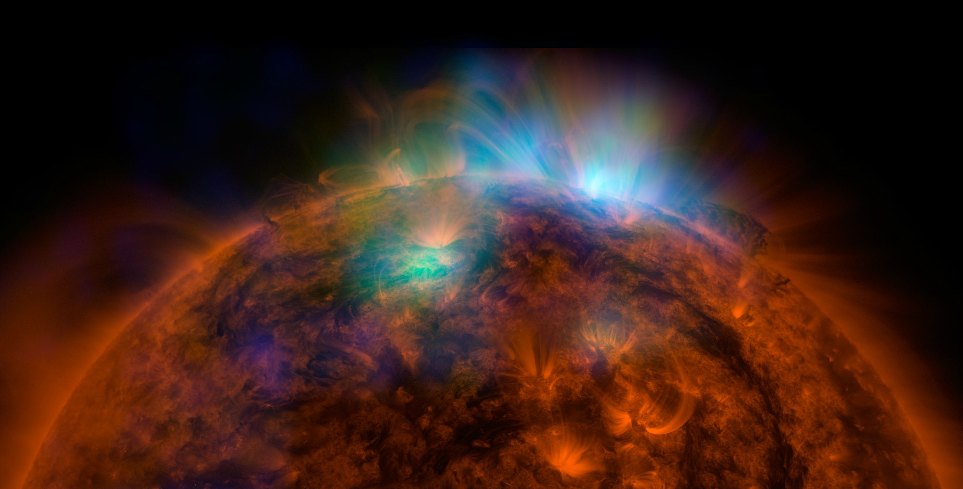 Sun In X Ray , HD Wallpaper & Backgrounds