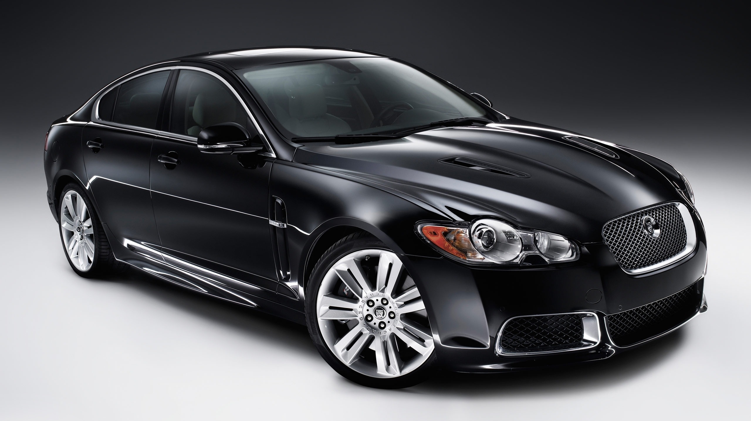 Best Buy Jaguar Car - Jaguar Xfr 2010 , HD Wallpaper & Backgrounds
