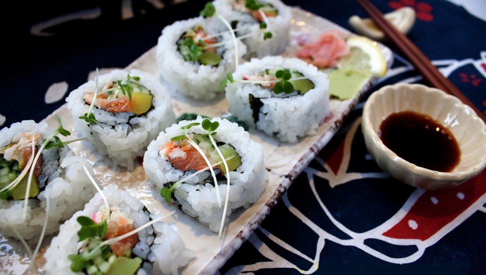 Chopsticks, Japan, Soy Sauce, Japan Food, Sushi, Japan, - Japanese Cuisine , HD Wallpaper & Backgrounds
