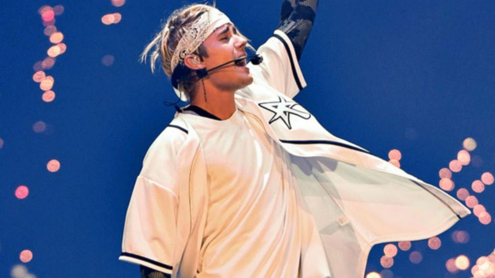 Justin Bieber 2017 Singing , HD Wallpaper & Backgrounds