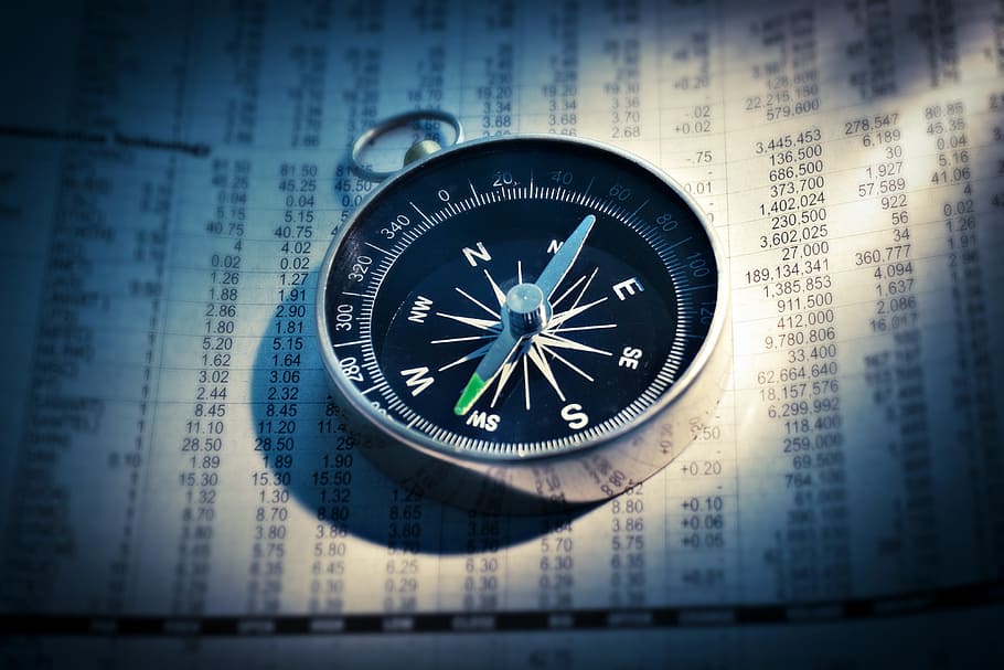 Photo Of Grey Compass On White Labeled Paper, Newspaper, - Finance Hd , HD Wallpaper & Backgrounds