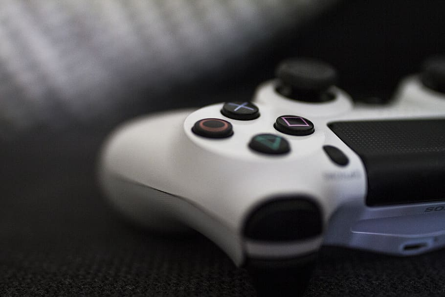 Closeup Of White Sony Ps4 Controller, Basel, Switzerland, , HD Wallpaper & Backgrounds