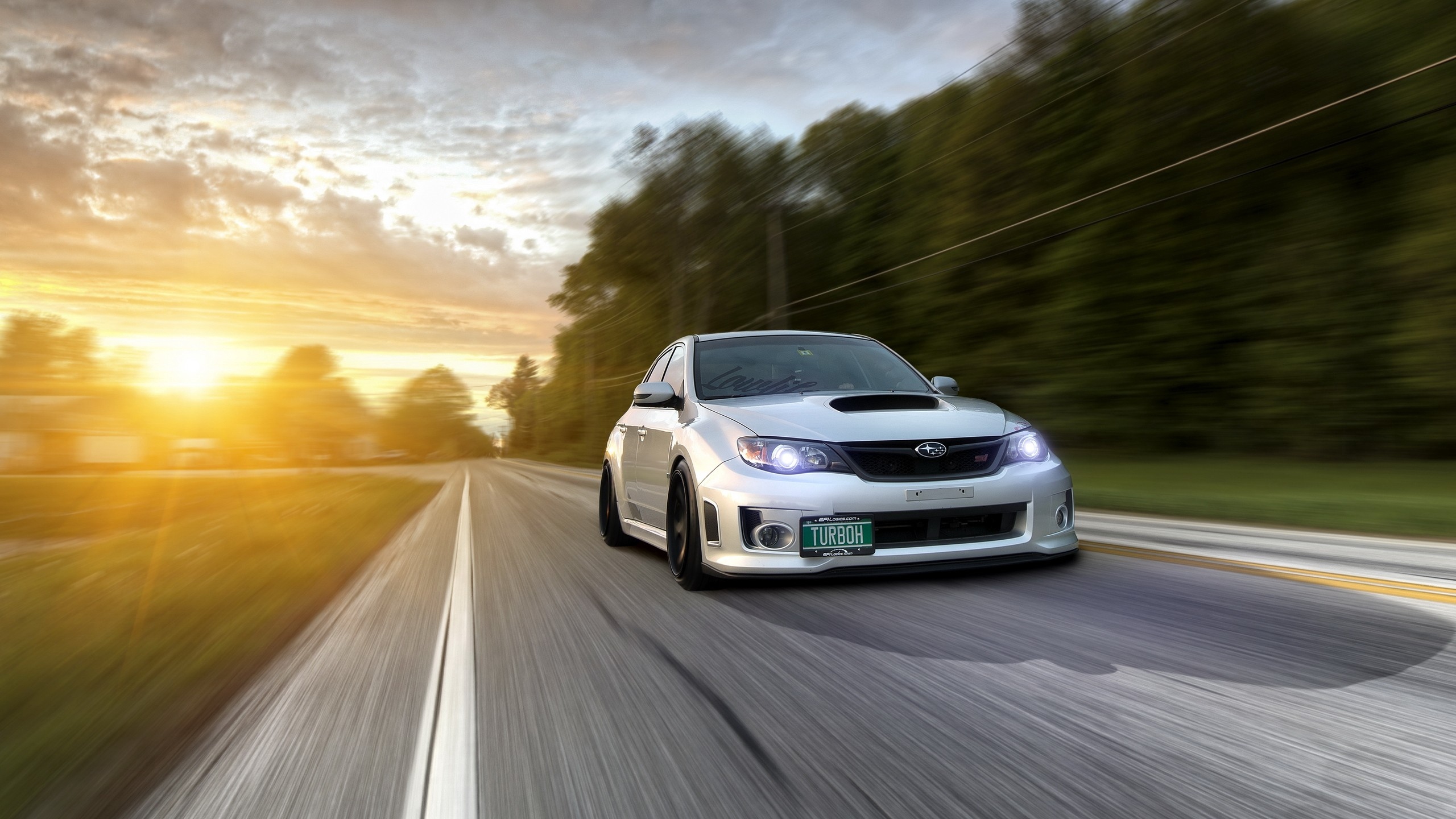 Wallpaper Subaru Impreza Wrx, Traffic, Auto, Road - Subaru Impreza Wallpaper Iphone , HD Wallpaper & Backgrounds