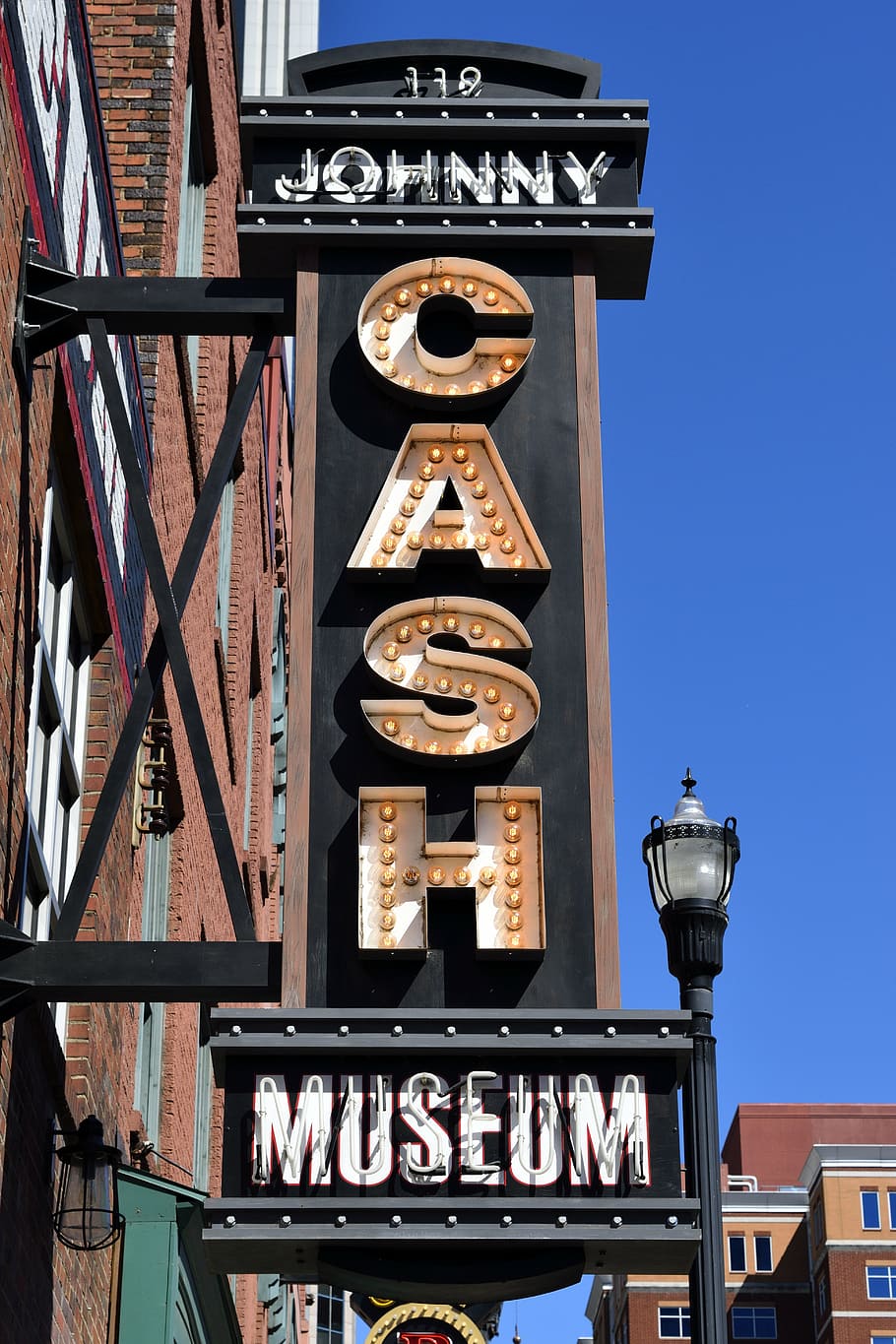 Jonhnny Cashh Signage, Johnny Cash, Museum, Entertainer, - The Johnny Cash Museum & Cafe , HD Wallpaper & Backgrounds