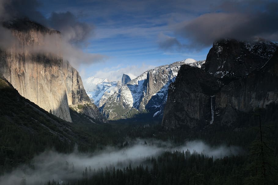 Yosemite, Cloud, Mountain, National Park, Forest, El - Yosemite National Park, Yosemite Valley , HD Wallpaper & Backgrounds