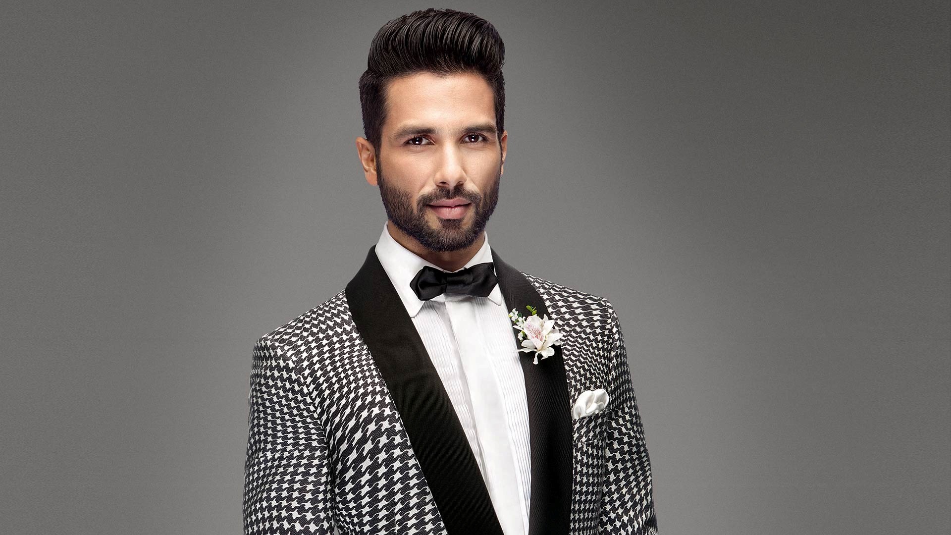 Shahid Kapoor With New Hair Style Photo Actors Hd Wallpapers - Lowest Paid Actors In Bollywood , HD Wallpaper & Backgrounds