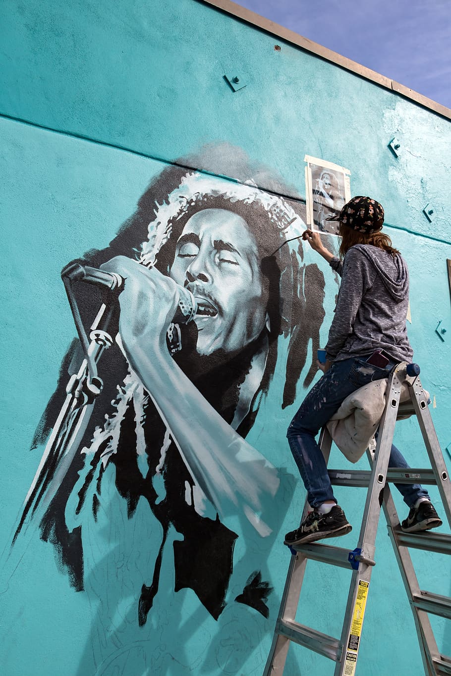 Artist, Austin, Texas, Bob Marley, Streeart, Human , HD Wallpaper & Backgrounds
