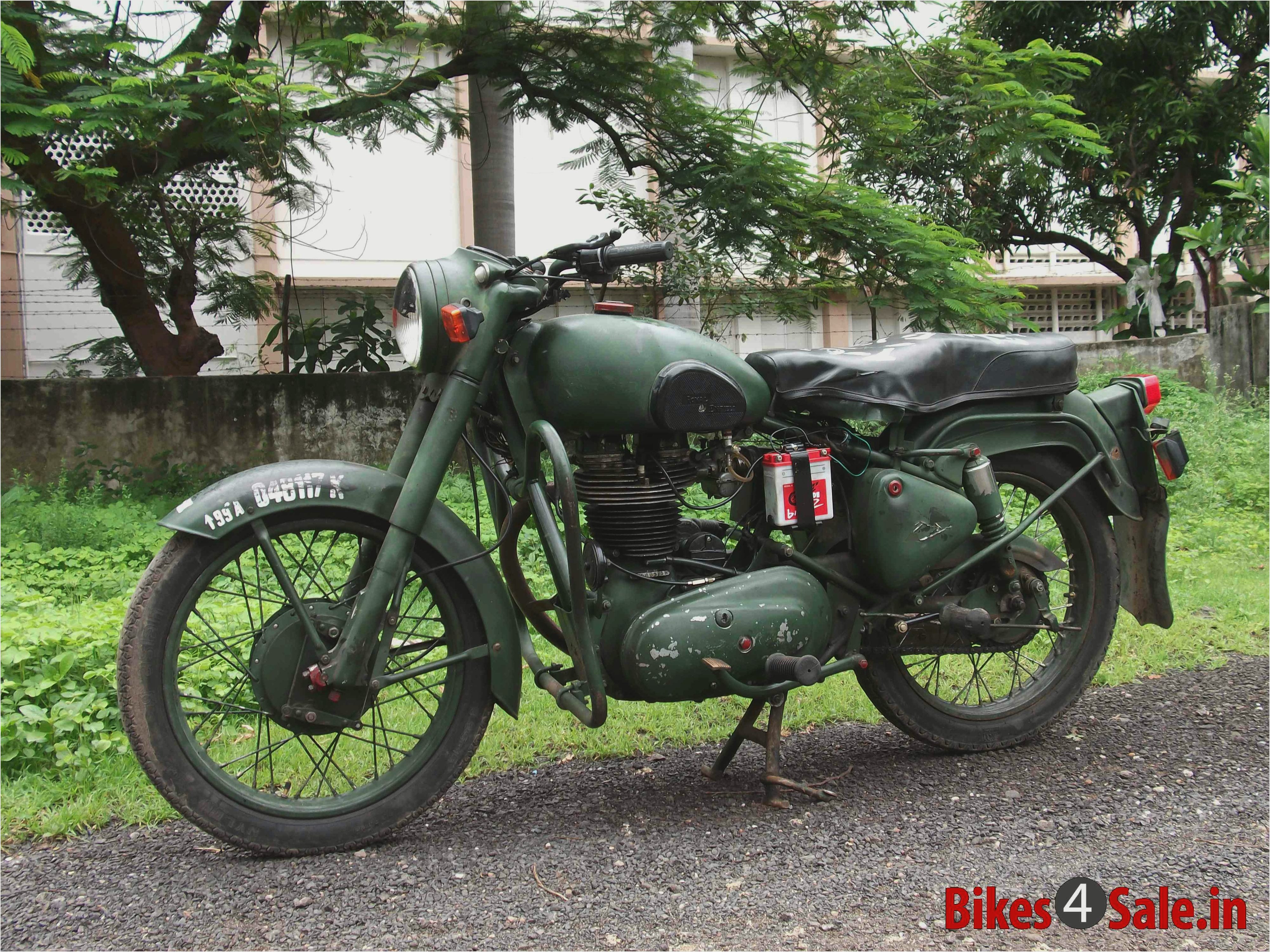 Royal Enfield Bullet 350 Army 1988 Images - Royal Enfield Classic 500 Tuning , HD Wallpaper & Backgrounds