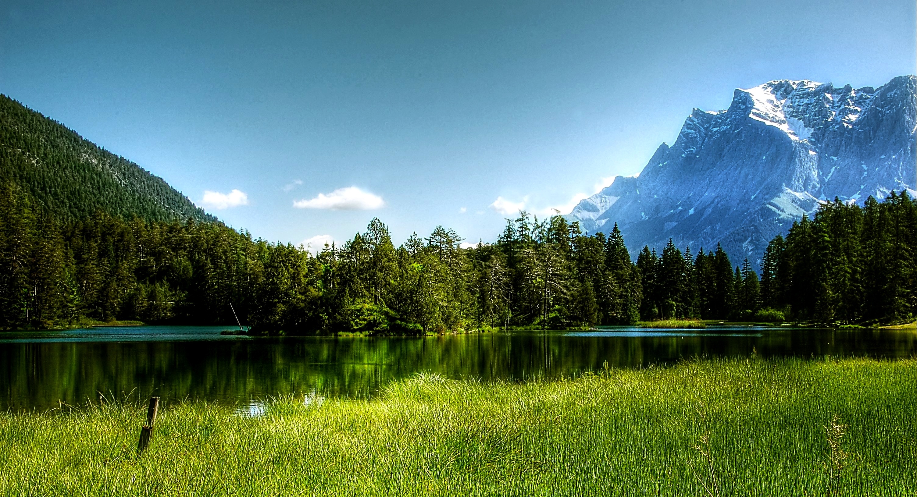 Fetching More Photos - Mountain Background For Photoshop , HD Wallpaper & Backgrounds