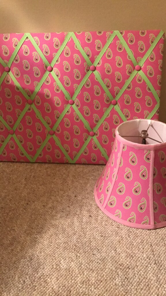 Used Vera Bradley Ribbon Board And 9 Lampshade For - Lampshade , HD Wallpaper & Backgrounds