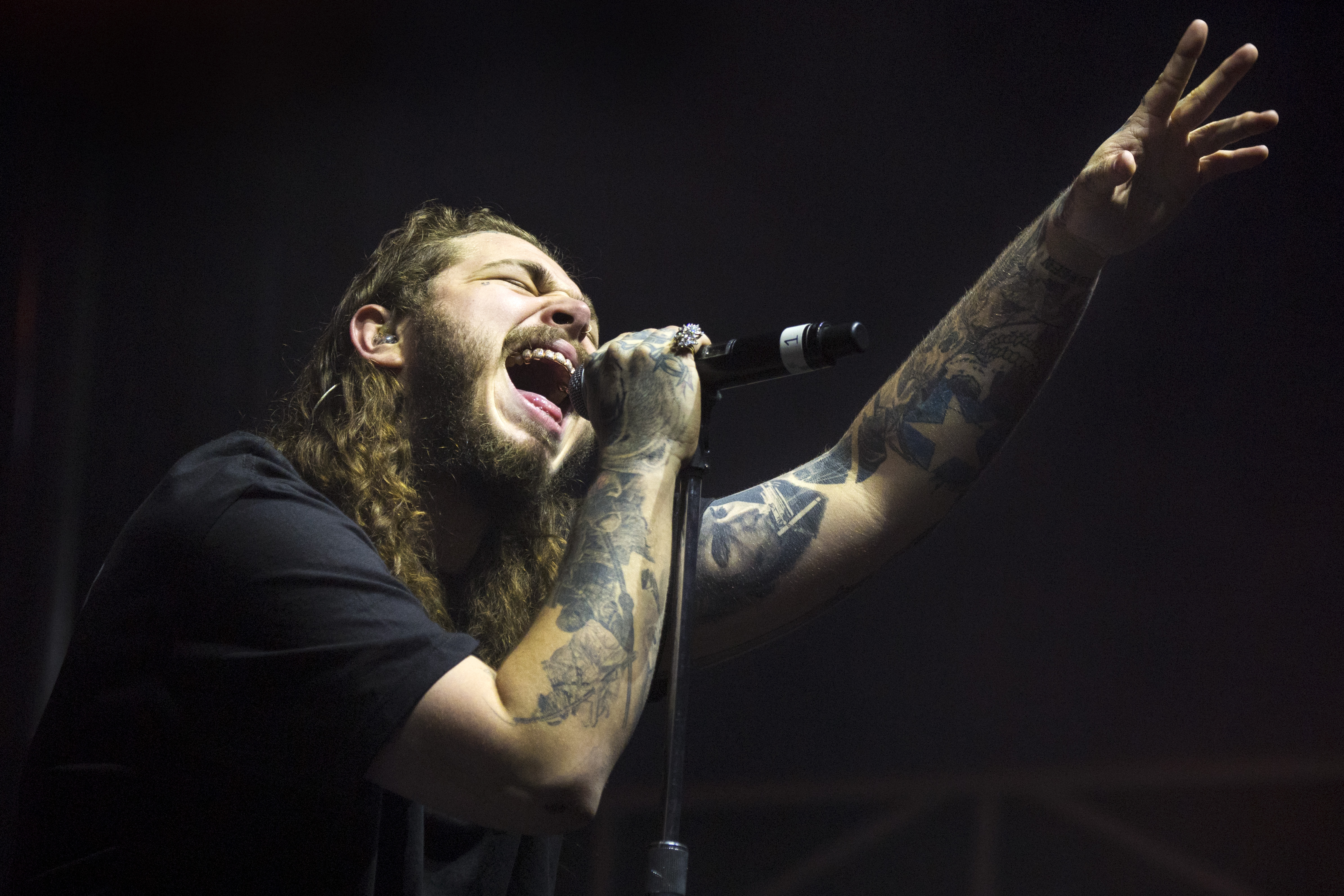 Post Malone Performing Live 5k - 1080p Post Malone Hd , HD Wallpaper & Backgrounds