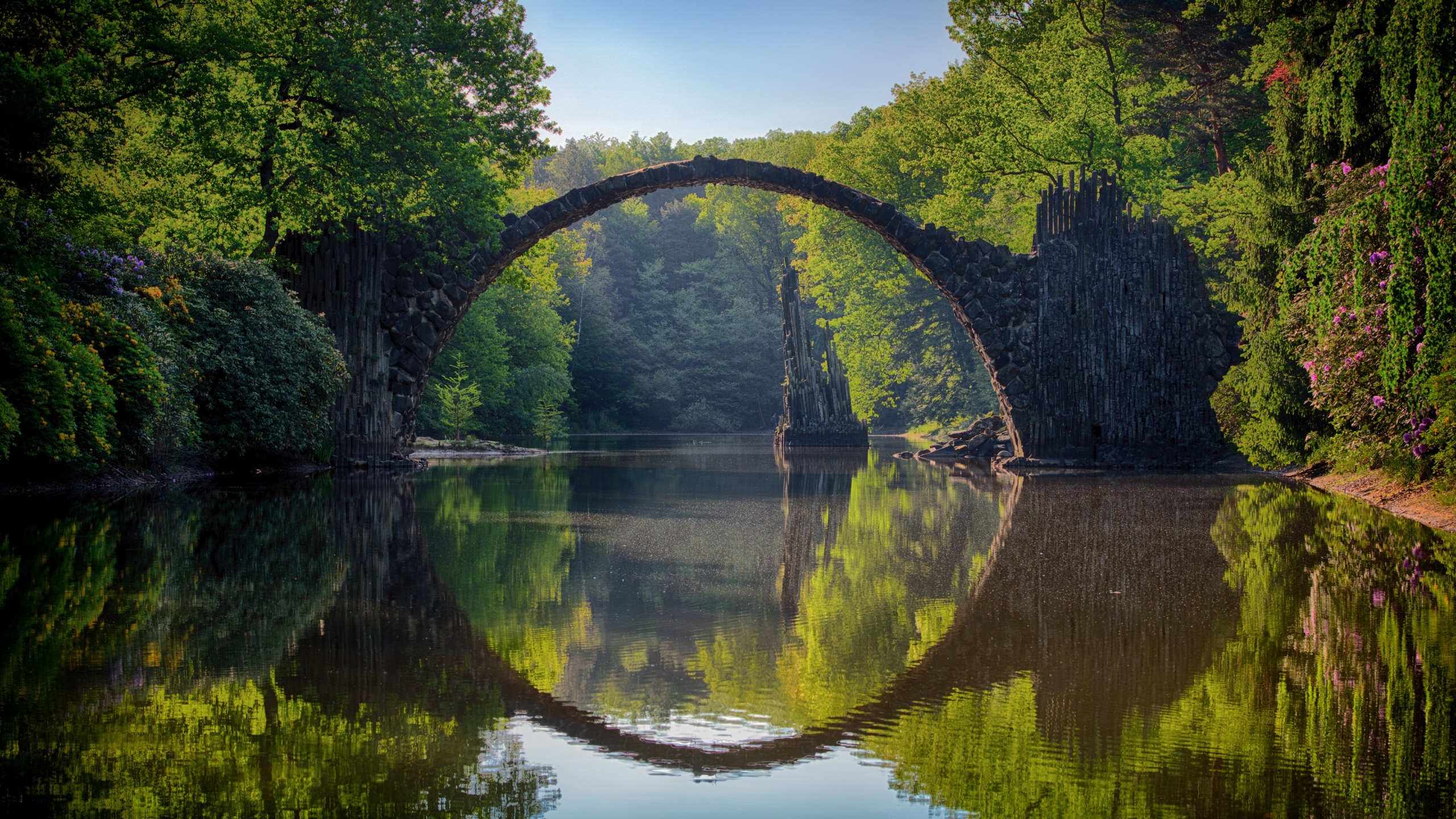 Wallpaper Rakotzbrücke Devil's Bridge, Germany, Europe, - Ultra 4k Hd Nature , HD Wallpaper & Backgrounds