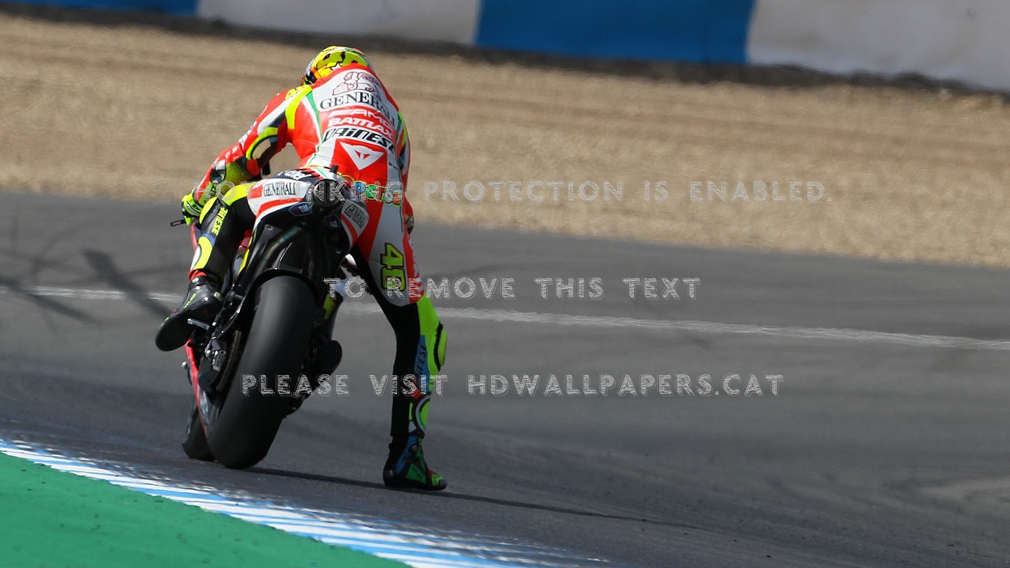 Foot Down Not Knee Valentino Rossi Motogp - Track Racing , HD Wallpaper & Backgrounds