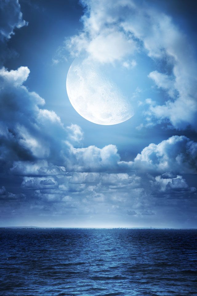 Full Moon - Nuvole E Luna , HD Wallpaper & Backgrounds