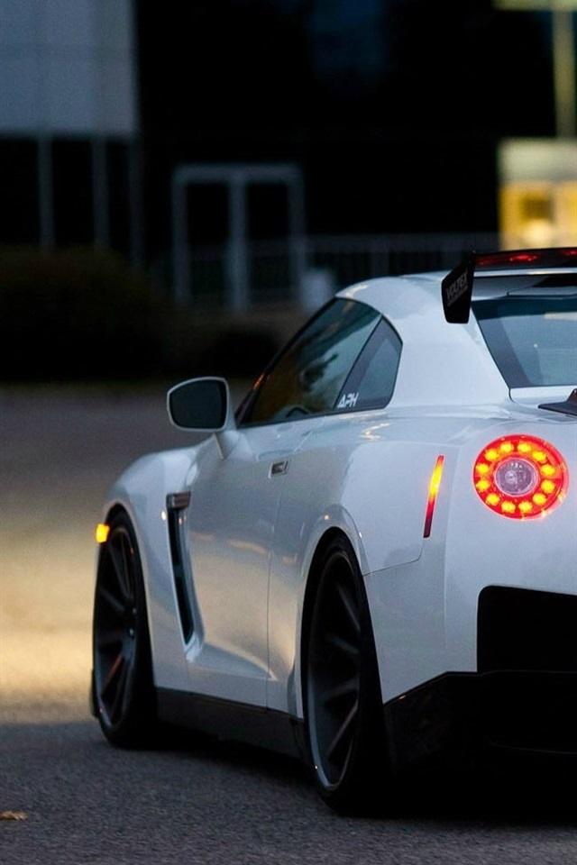 Iphone Wallpaper Nissan Gtr R35 White Car At Evening - Nissan Gtr 2019 Fondo De Pantalla , HD Wallpaper & Backgrounds