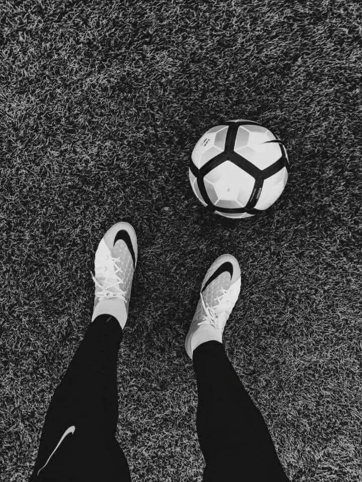 Playing Soccer With Your Feet Is One Thing But Playing , HD Wallpaper & Backgrounds