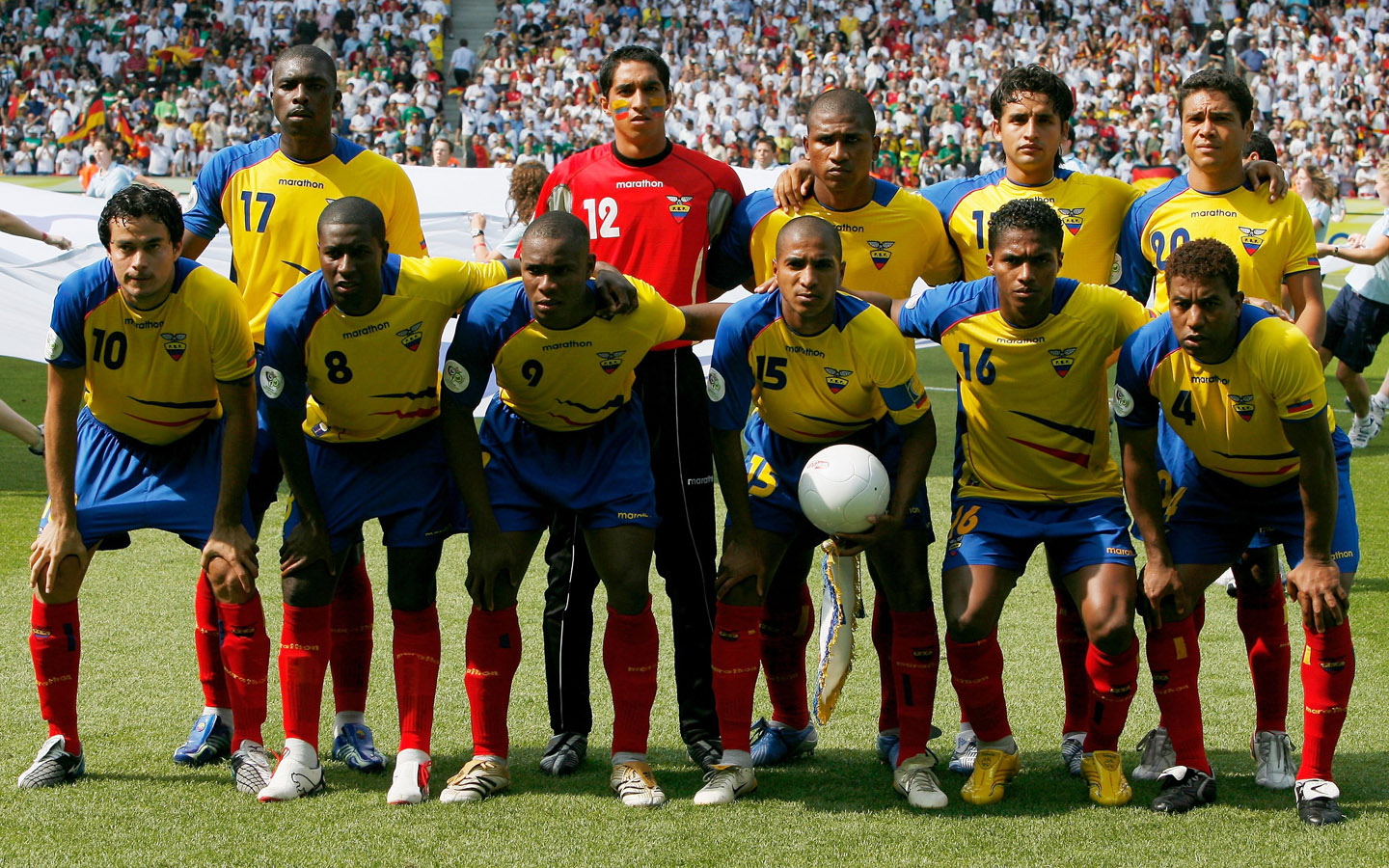 World Cup Wallpapers - 2006 Fifa World Cup Ecuador Squad , HD Wallpaper & Backgrounds