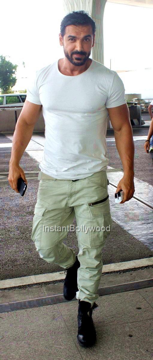 john abraham cargo pants