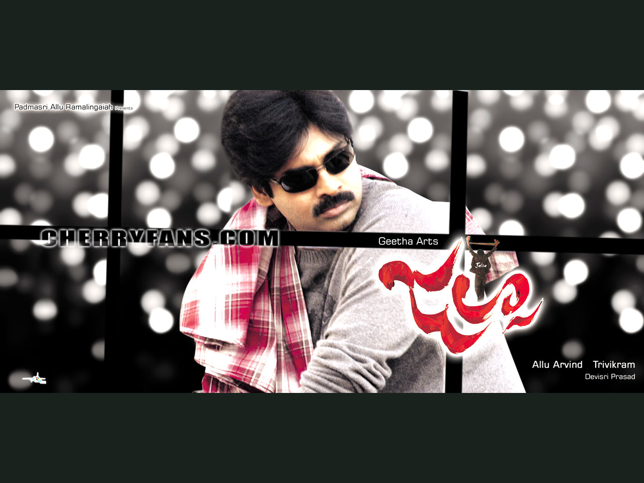 Pawan Kalyan In Jalsa Movie - Pawan Kalyan In Jalsa , HD Wallpaper & Backgrounds