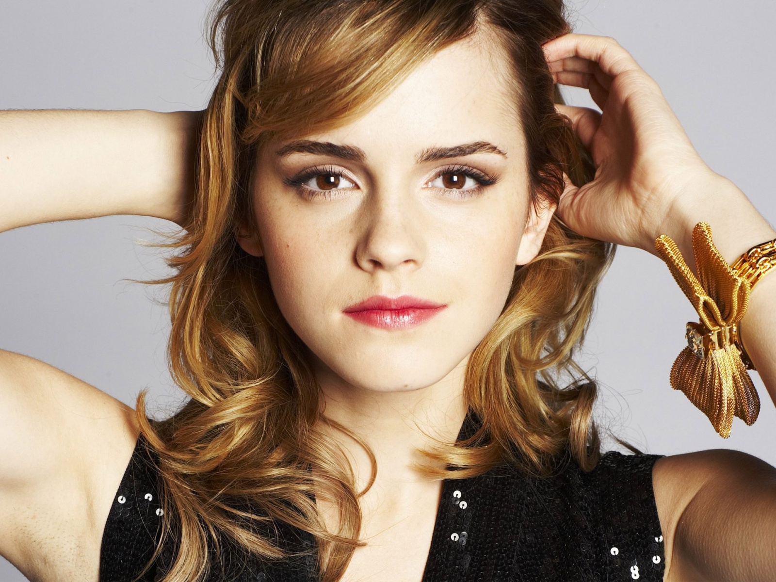 1600 - Emma Watson , HD Wallpaper & Backgrounds