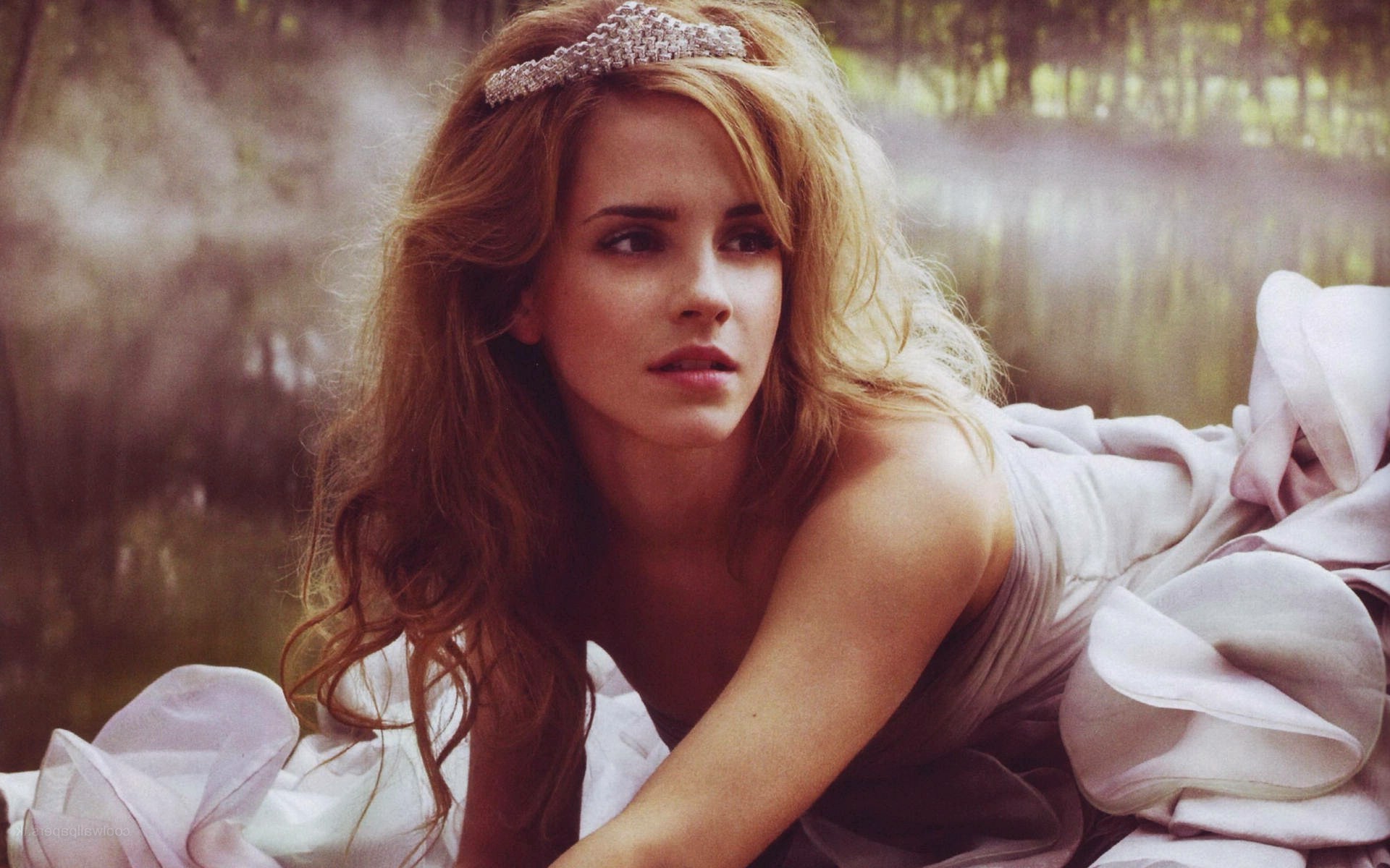 Emma Watson Secret , HD Wallpaper & Backgrounds