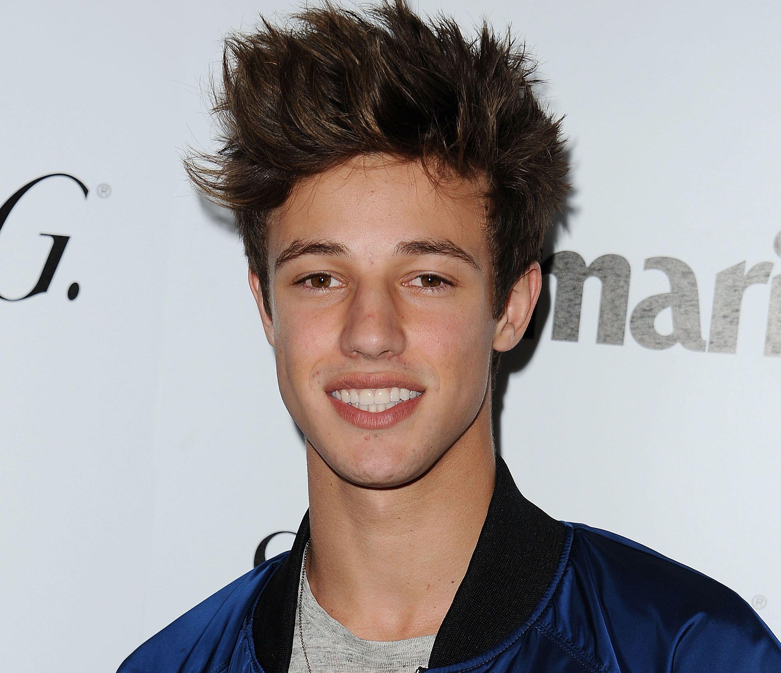 Cameron Dallas Hq Pictures Wallpaper - Sunset Tower Hotel , HD Wallpaper & Backgrounds
