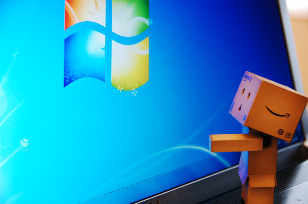 Microsoft Upgrade Windows 7 Activation Error Windows - Windows 7 Expiring , HD Wallpaper & Backgrounds