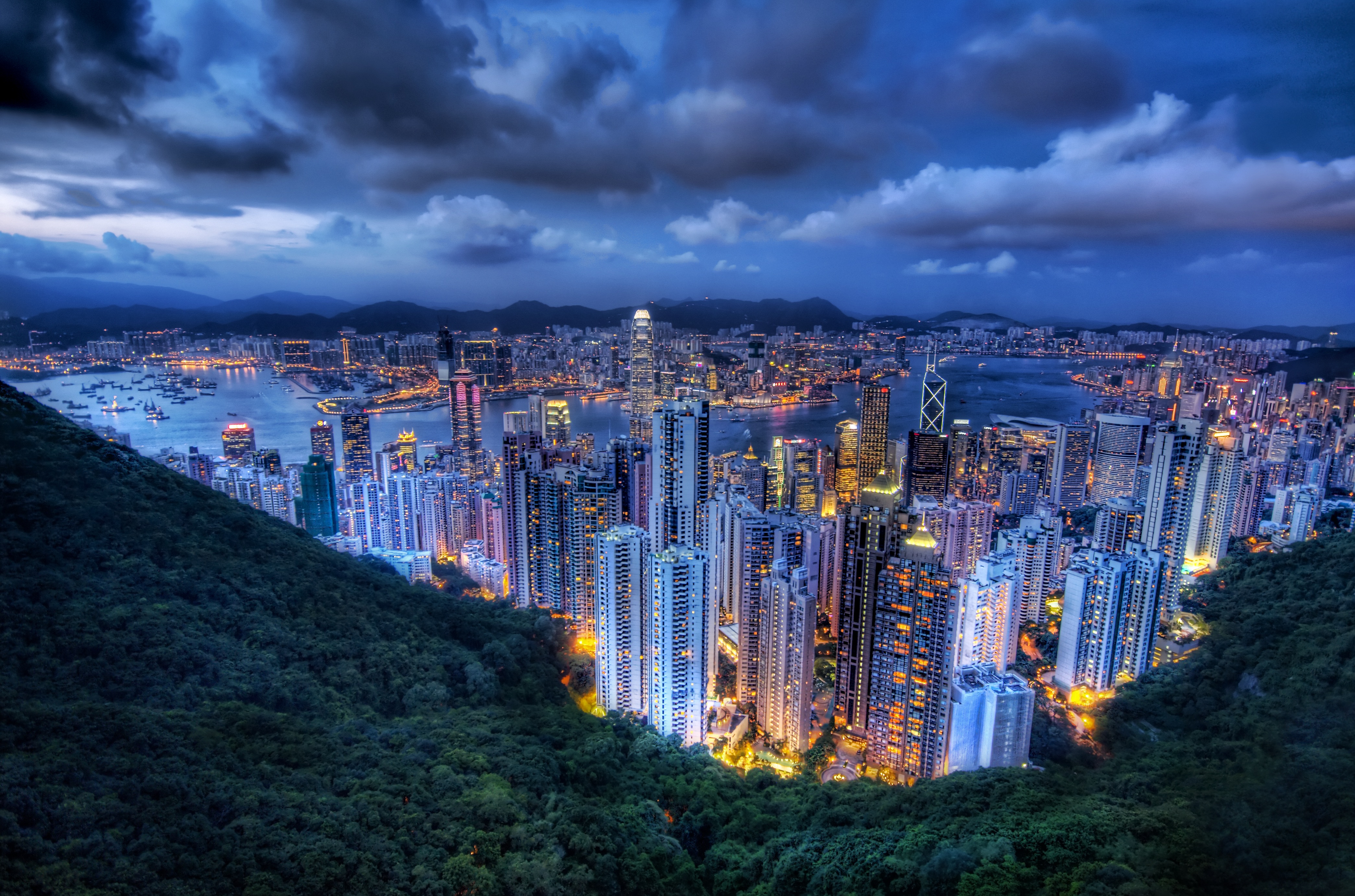 Hong Kong Cityscape At Night Wallpaper - Hong Kong , HD Wallpaper & Backgrounds