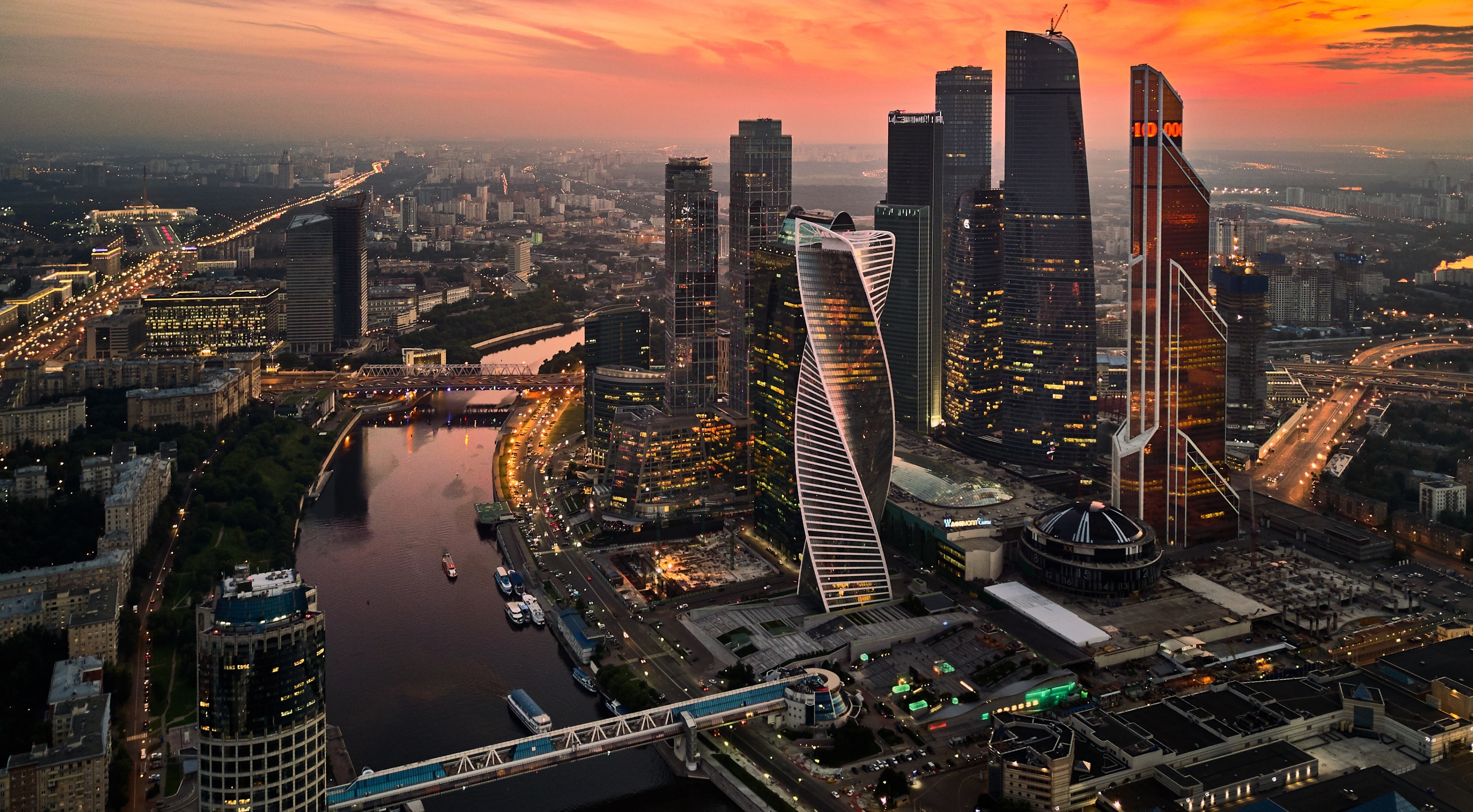 Moscow City Hd - Moscow City Wallpaper Hd , HD Wallpaper & Backgrounds