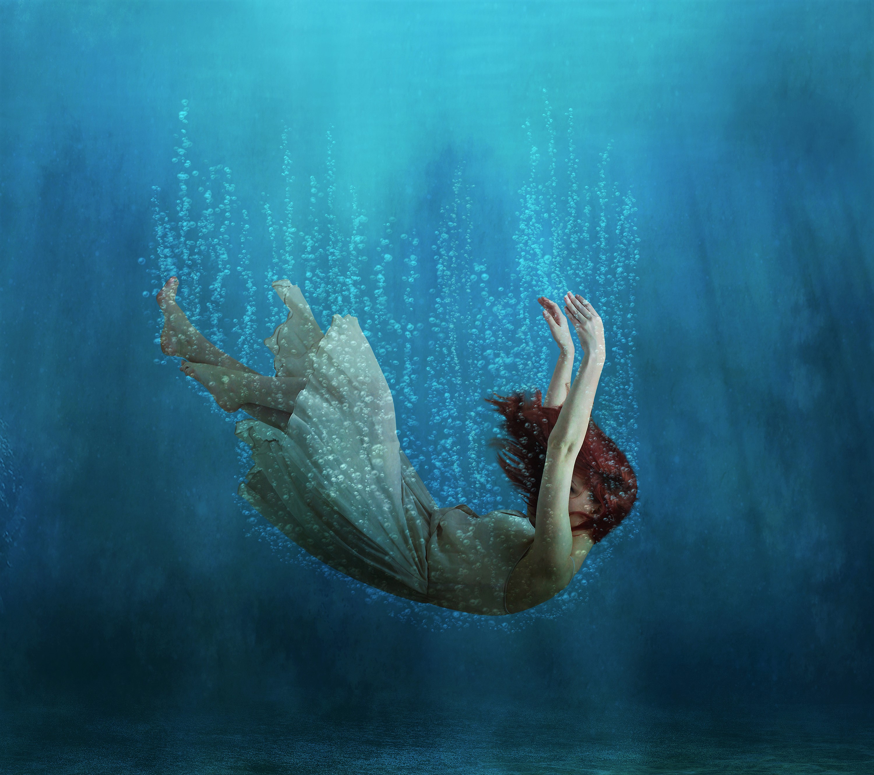 Falling Underwater , HD Wallpaper & Backgrounds