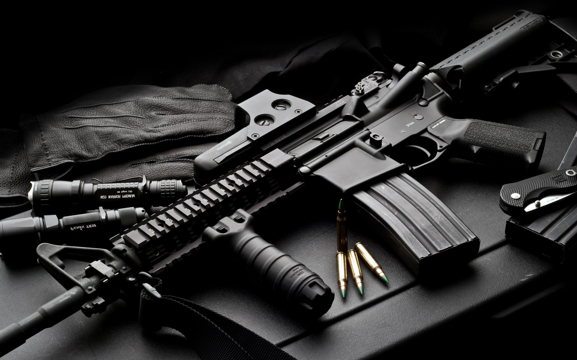 Assault Rifle Desktop Wallpapers Free Download Gun (#2846906) - HD Wallpaper  \u0026 Backgrounds Download, image size:1920x1200
