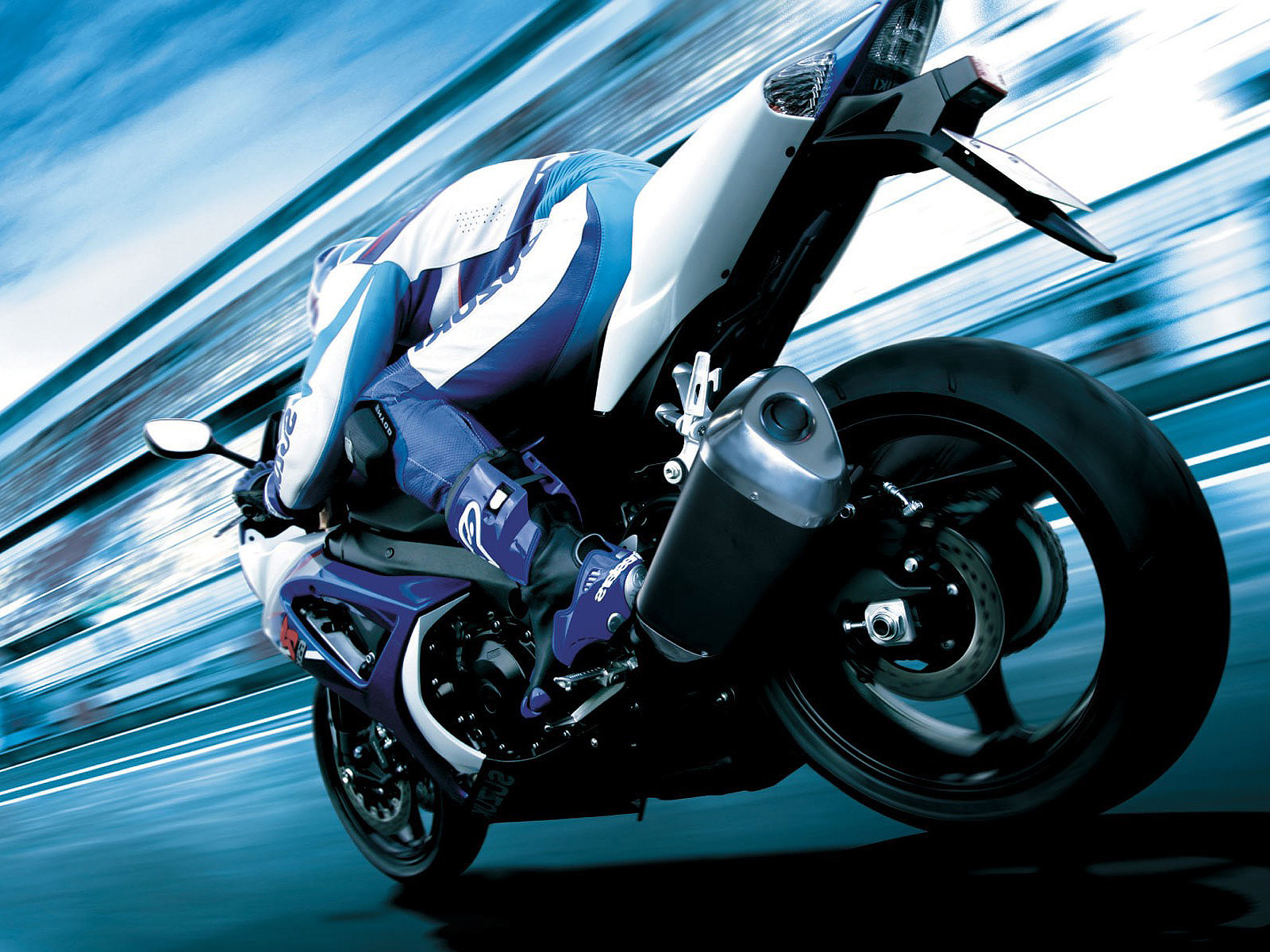 Back Gallery For Motorcycle Screensaver Wallpaper - Beautiful Motorcycle , HD Wallpaper & Backgrounds