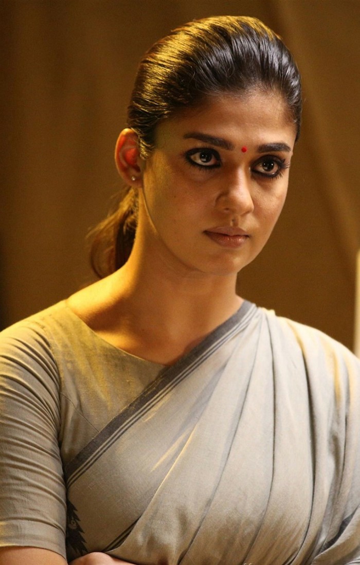 Nayantara South Actress In Saree Latest Hd Wallpapers - Nayanthara Old Vs New , HD Wallpaper & Backgrounds