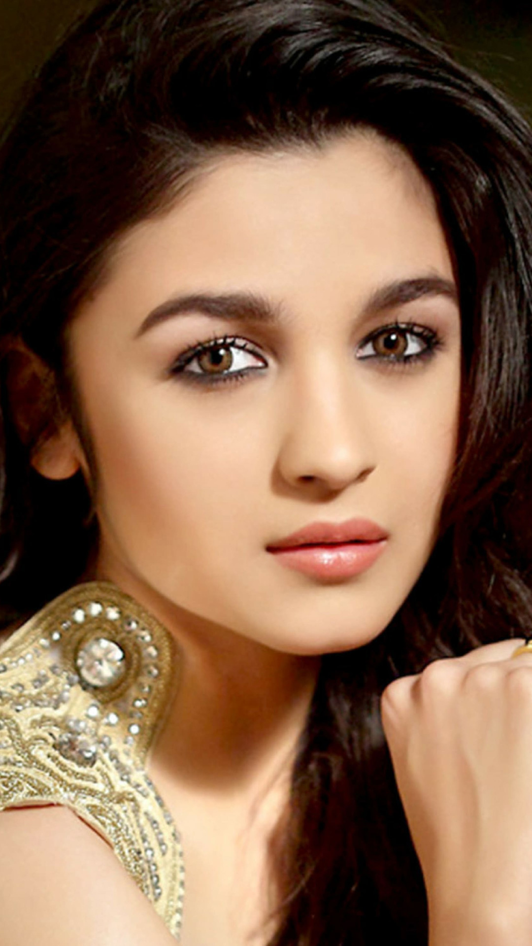 Alia Bhatt Hd Wallpapers Latest Alia Bhatt Wallpapers - Photoshoot Alia Bhatt Ranbir Kapoor , HD Wallpaper & Backgrounds